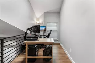 510 W 18th St, Austin, TX 78701 - Photo 18