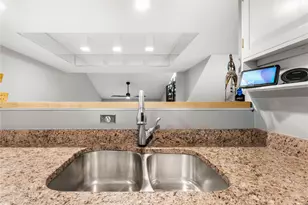 510 W 18th St, Austin, TX 78701 - Photo 12
