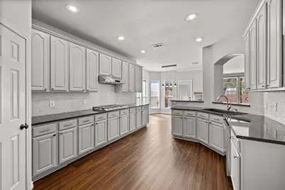 2211 Spring Hollow Path, Round Rock, TX 78681 - Photo 8
