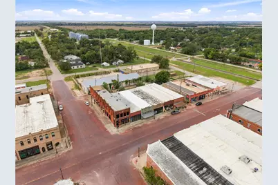 137 Clark Street, Bartlett, TX 76511 - Photo 6
