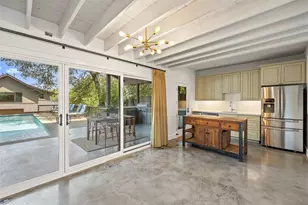 1704 East Side Dr, Austin, TX 78704 - Photo 22