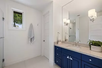 1704 East Side Drive, Austin, TX 78704 - Photo 20