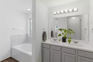 7409 Spring Ray Dr, Del Valle, TX 78617 - Photo 10