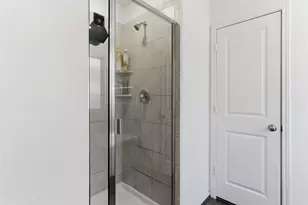 7409 Spring Ray Dr, Del Valle, TX 78617 - Photo 12