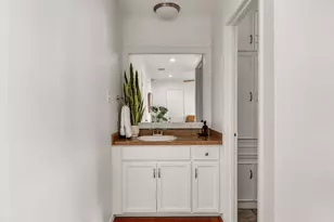 6812 Miranda Dr, Austin, TX 78752 - Photo 16