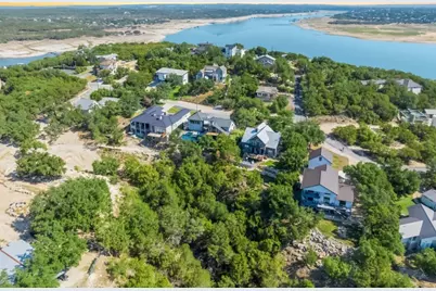 2107 Chisholm Trail, Spicewood, TX 78669 - Photo 18