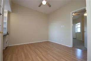 2818 Nueces St, Austin, TX 78705 - Photo 4