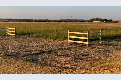 2866 County Road 425, Thorndale, TX 76577 - Photo 2