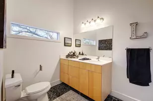 616 W 35th St, Austin, TX 78705 - Photo 24