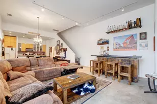 616 W 35th St, Austin, TX 78705 - Photo 10