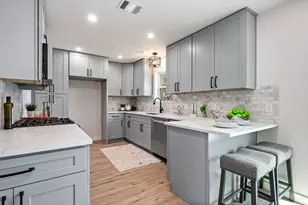 5327 Wellington Dr, Austin, TX 78723 - Photo 8