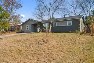 5327 Wellington Dr, Austin, TX 78723 - Photo 2
