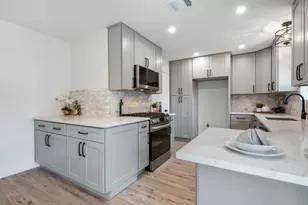 5327 Wellington Dr, Austin, TX 78723 - Photo 10