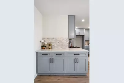 5327 Wellington Drive, Austin, TX 78723 - Photo 10