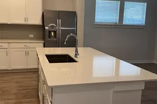 106 Milo Dr, Hutto, TX 78634 - Photo 2