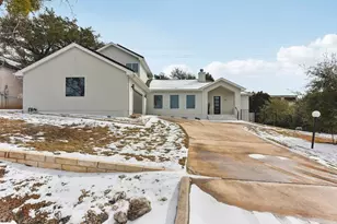 133 Crest View Dr, Lakeway, TX 78734 - Photo 1