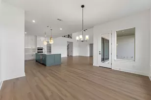 109 Keuchel Ln, Liberty Hill, TX 78642 - Photo 4