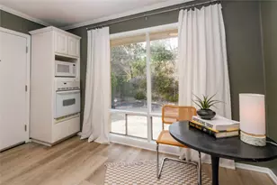 5326 Balcones Dr, Austin, TX 78731 - Photo 6