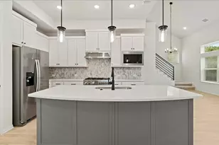 1612 Kit Cir, Austin, TX 78758 - Photo 8