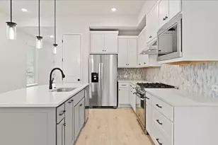 1612 Kit Cir, Austin, TX 78758 - Photo 10