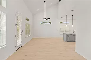 1612 Kit Cir, Austin, TX 78758 - Photo 12