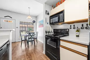 912 W 22nd St, Austin, TX 78705 - Photo 8