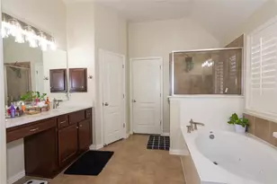 204 Battleship Dr, Georgetown, TX 78628 - Photo 14
