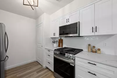 7002 Teaberry Drive, Austin, TX 78745 - Photo 12