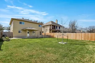 526 W Metcalfe St, Hutto, TX 78634 - Photo 20