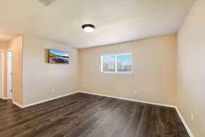 526 W Metcalfe Street, Hutto, TX 78634 - Photo 10