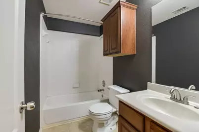 526 W Metcalfe Street, Hutto, TX 78634 - Photo 16