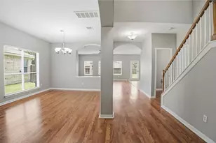18305 Lake Edge Ct, Pflugerville, TX 78660 - Photo 2