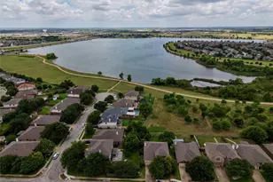 18305 Lake Edge Ct, Pflugerville, TX 78660 - Photo 36