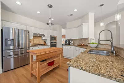 11318 Pompey Court, Austin, TX 78739 - Photo 10