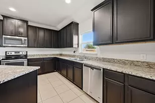 1216 Violet Ln, Kyle, TX 78640 - Photo 6