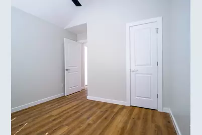 301 Cedarhill Drive, Granite Shoals, TX 78654 - Photo 18