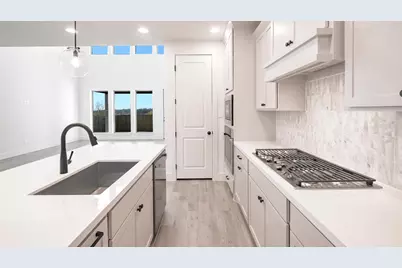 570 Bay Breeze Drive, Kyle, TX 78640 - Photo 18