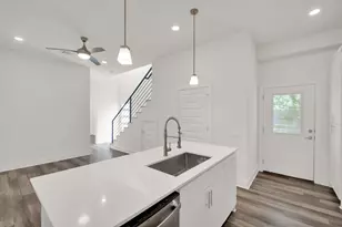 6325 Ponca St, Austin, TX 78741 - Photo 14