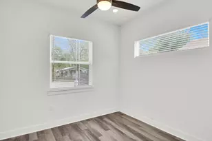 6325 Ponca St, Austin, TX 78741 - Photo 20