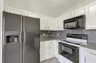 2104 Mimosa Trail, Round Rock, TX 78664 - Photo 16