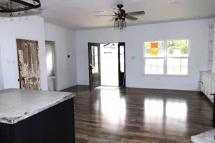 536 E Third St, Hico, TX 76457 - Photo 4