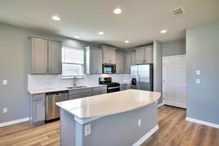 10906 Sentinel Dr, Austin, TX 78747 - Photo 6