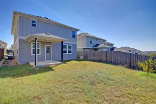 10906 Sentinel Dr, Austin, TX 78747 - Photo 16