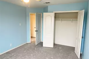 160 Mistletoe Ln, Kyle, TX 78640 - Photo 18