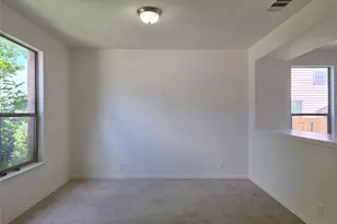 160 Mistletoe Ln, Kyle, TX 78640 - Photo 2