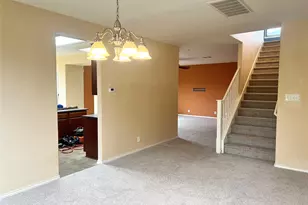 160 Mistletoe Ln, Kyle, TX 78640 - Photo 6