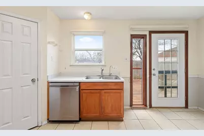 112 Amherst Court, Kyle, TX 78640 - Photo 12