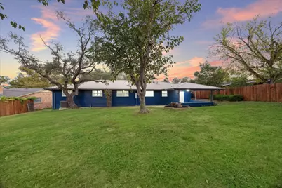 1305 W 1st Street, Lampasas, TX 76550 - Photo 34
