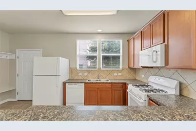 334 Newberry Trail #Main Home, San Marcos, TX 78666 - Photo 12
