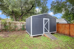 6300 Capriola Dr, Austin, TX 78745 - Photo 24